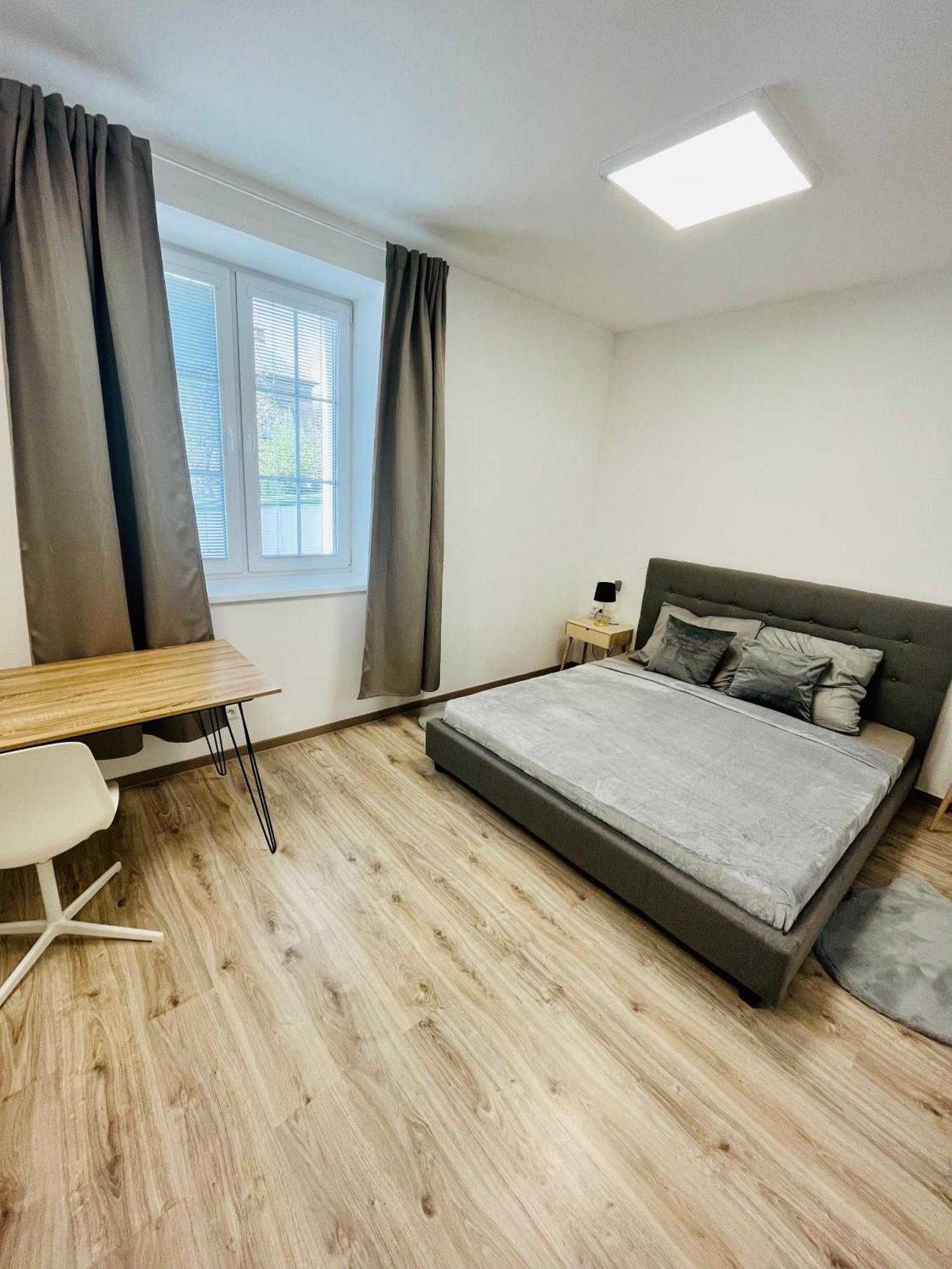 באנסקה ביסטריצה Apartment Riviera Centrum, Private Parking And Smart Check In מראה חיצוני תמונה
